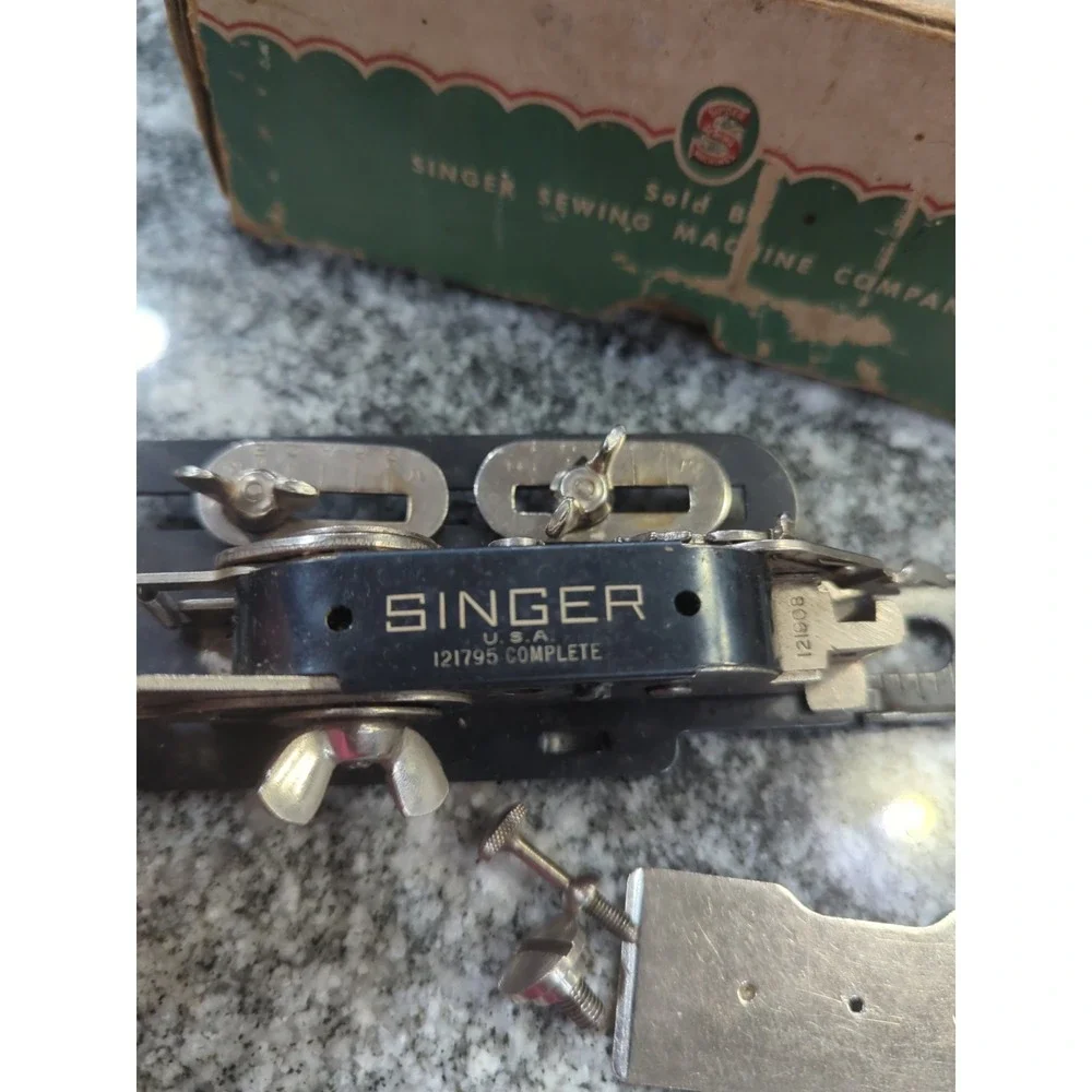 Vintage Singer Buttonhole Attachment Simanco #121795 in Box